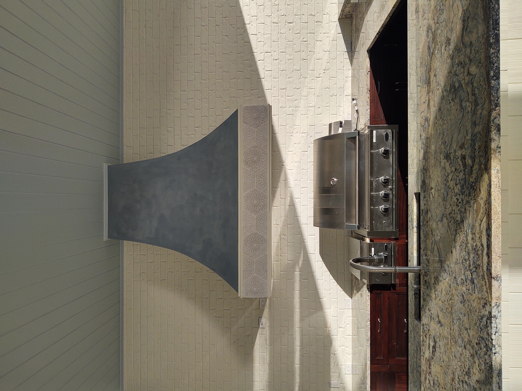 Custom hand-painted range hood by William Meyer, photo 11 of 23